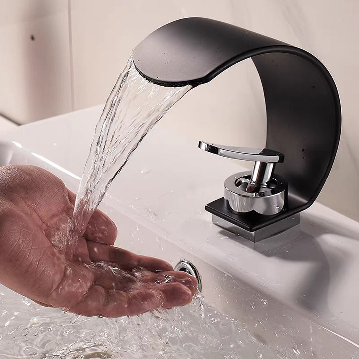 Grifo Moon Cascade™
