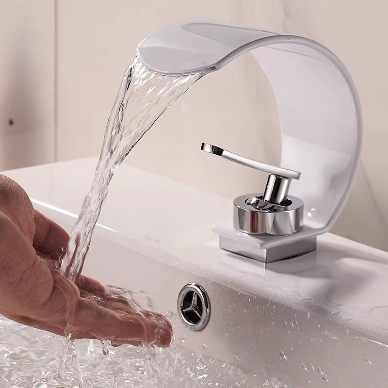 Grifo Moon Cascade™