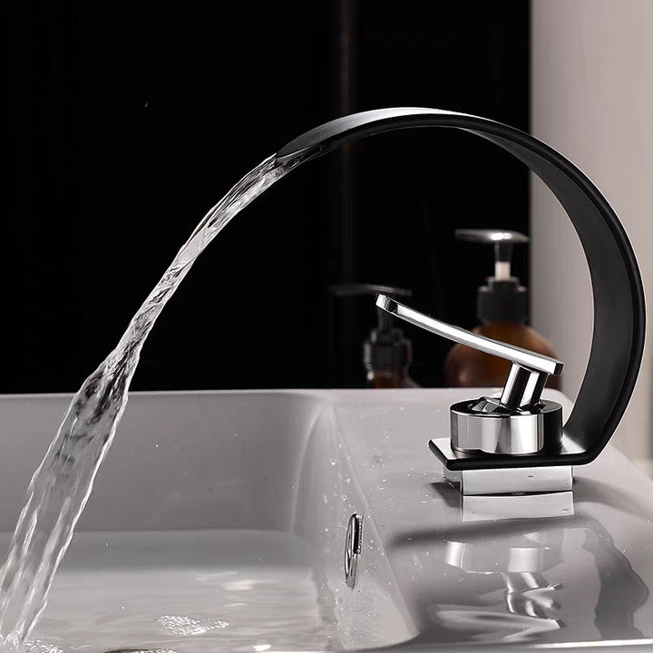 Grifo Moon Cascade™