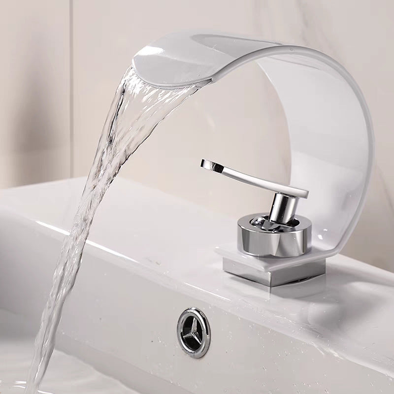 Grifo Moon Cascade™
